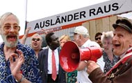 ausl&auml;der raus &ndash; schlingensiefs container